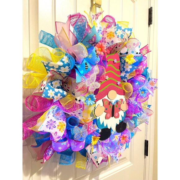 SOLD - Handmade Spring/ Summer Daisy Butterfly Gnome Prelit Ribbon Wreath 22 in - Picture 3 of 11